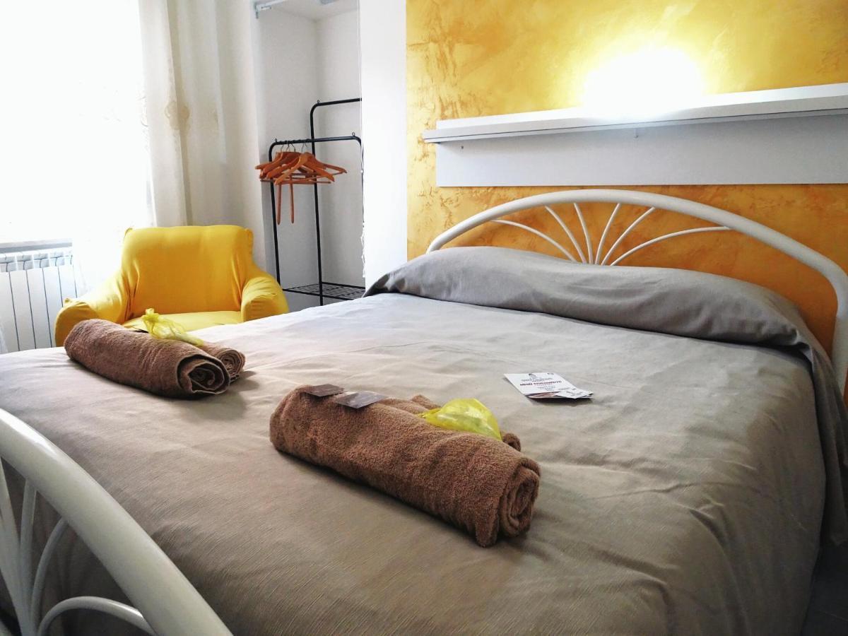 Bed & Breakfast A Capua Adiacente Al Duomo - Il Vicolo Exterior photo