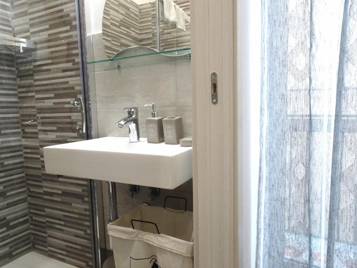 Bed & Breakfast A Capua Adiacente Al Duomo - Il Vicolo Exterior photo
